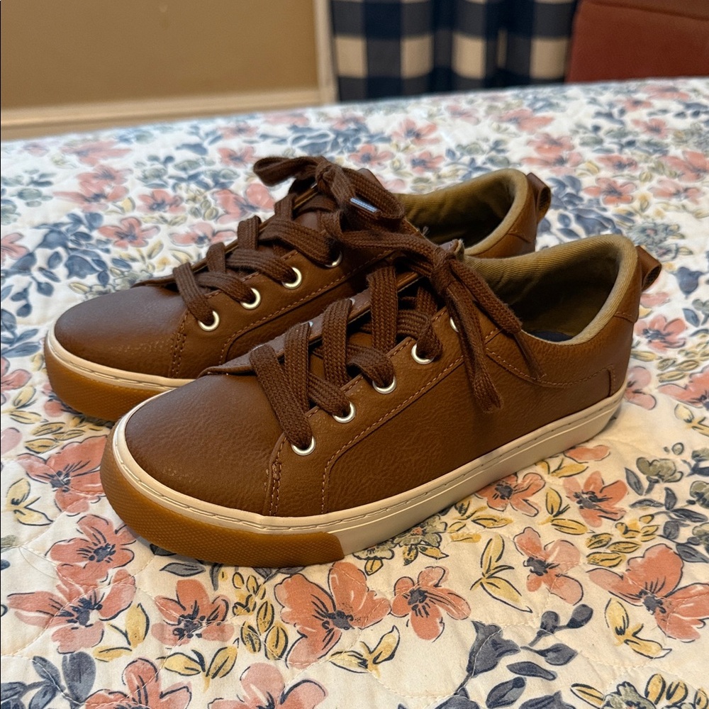 Old Navy Brown Kids Sneakers